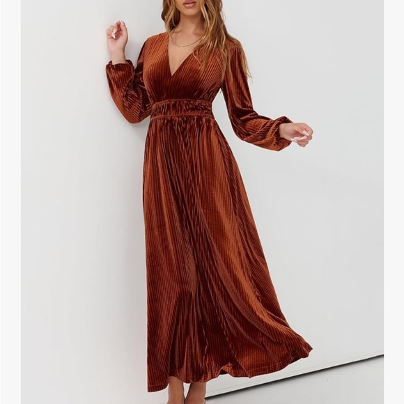 Caramel Long Sleeve “Velvet” Dress - Picture 12 of 12